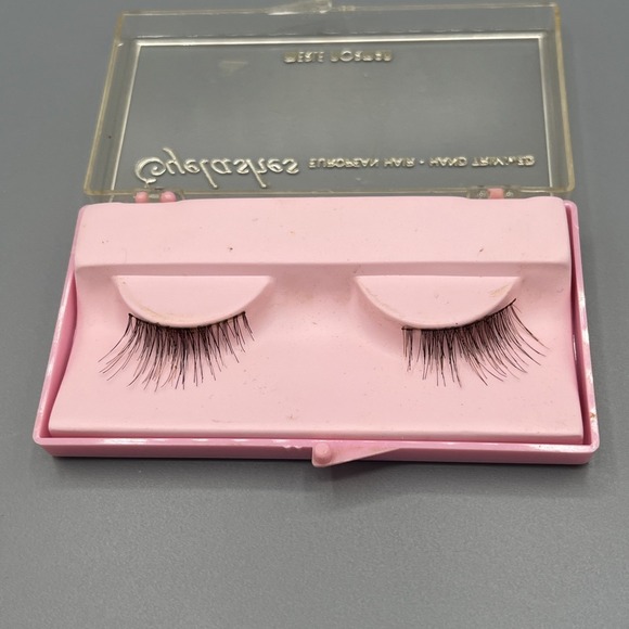 β¨ Vintage Merle Norman False Eyelashes β Hand-Cut European Hair in Original Case - Picture 5 of 5